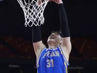 开云体育下载-鹈鹕完胜勇士，王哲林高光表现