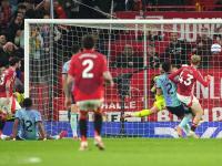 开云APP-精准传球绝对致胜，球员们信心满满迎接挑战的简单介绍