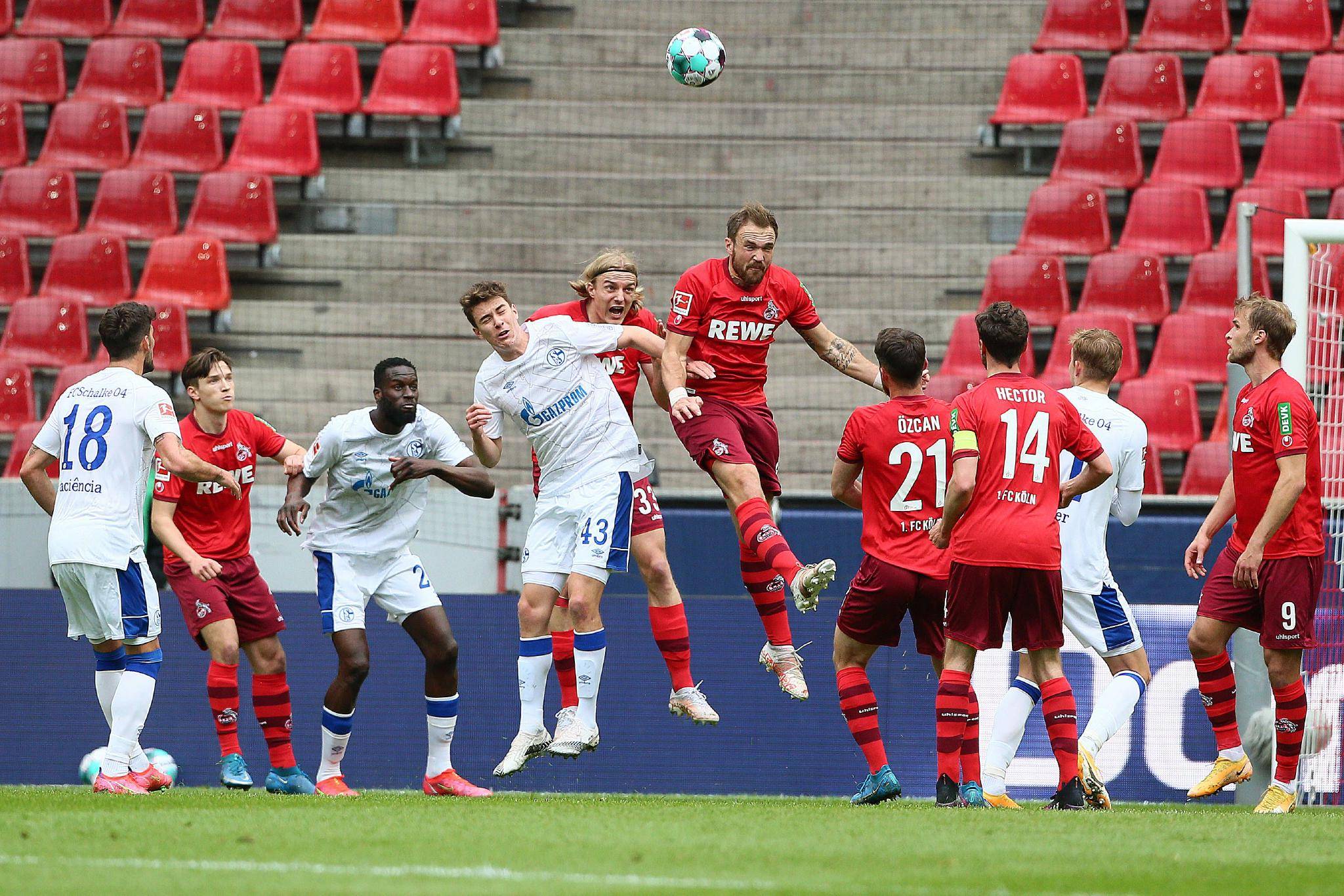 纽伦堡队不敌对手，危机四伏