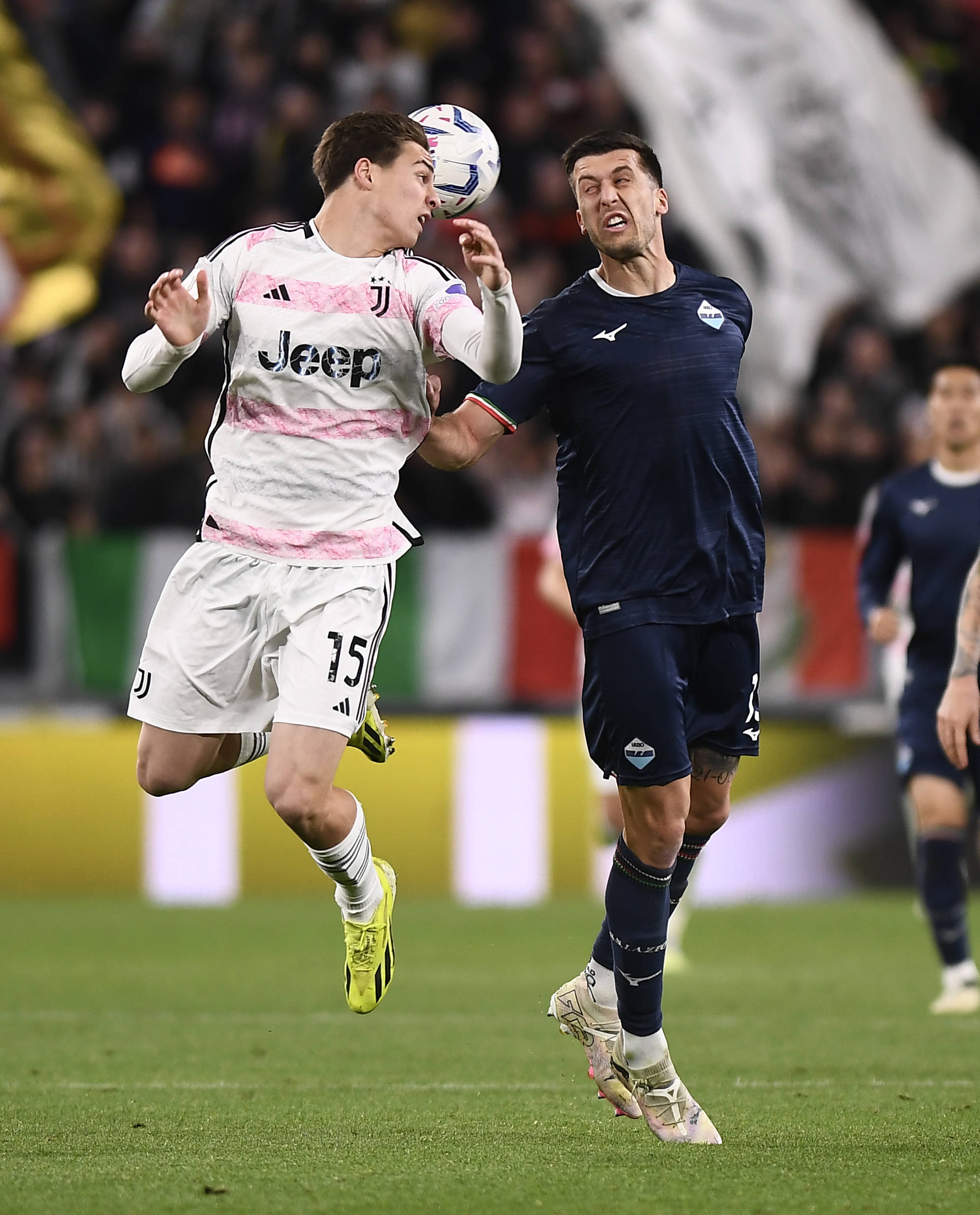 尤文图斯后卫回归赛场，球队备战欧联杯的简单介绍