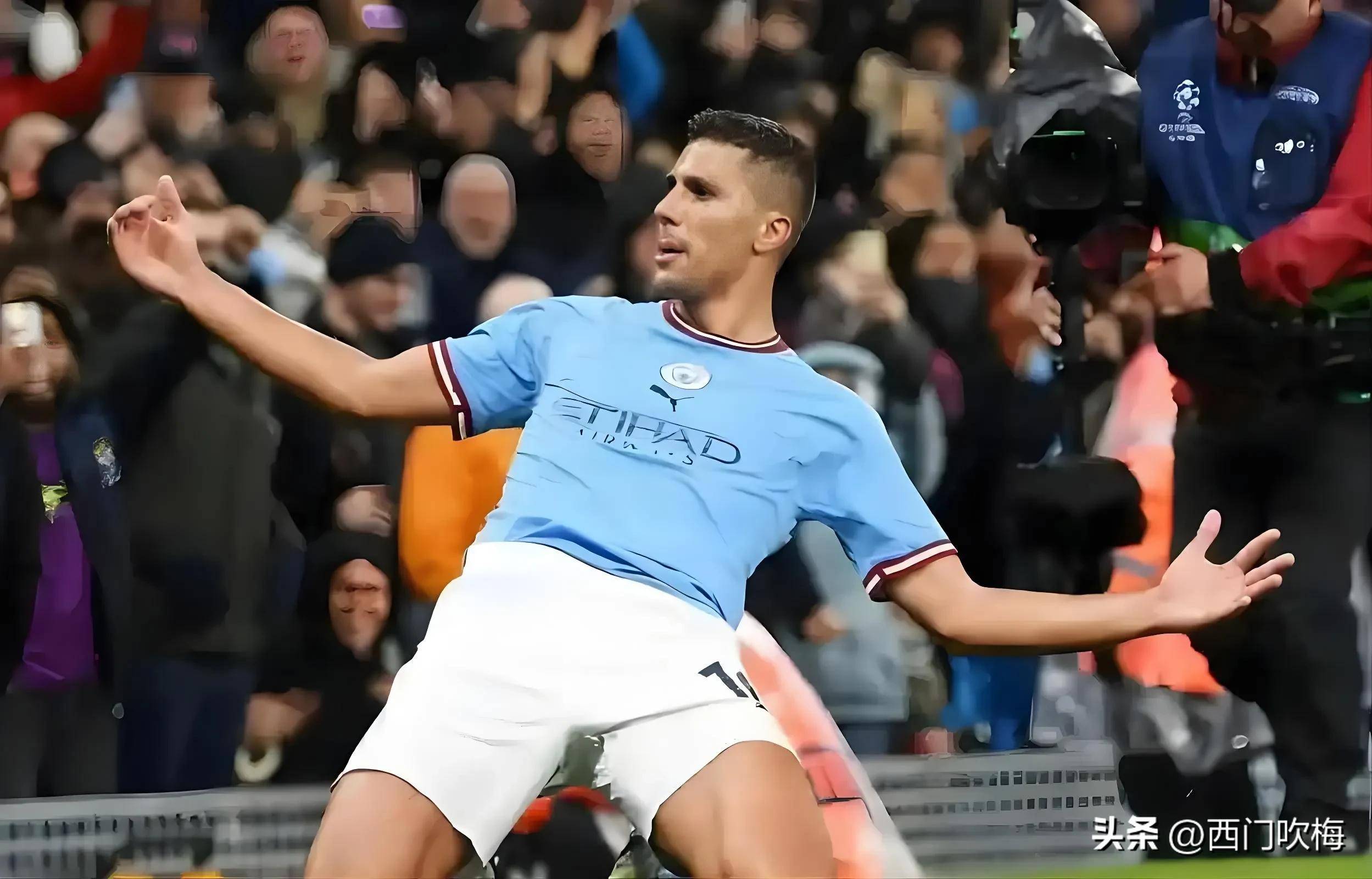 曼城主场高分击败对手，蓝月亮保持不败