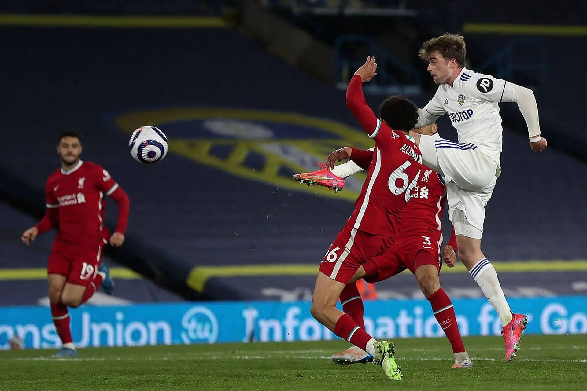 包含华盛顿FC战平对手，英超保级形势严峻的词条