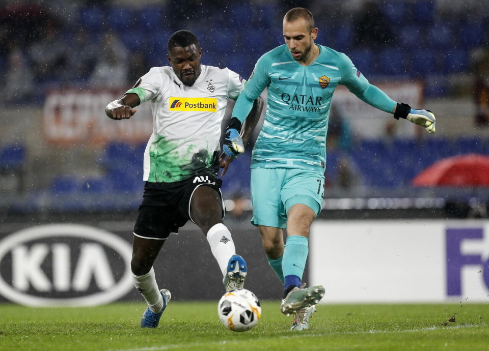 德国遭遇惨败，小组出线渺茫