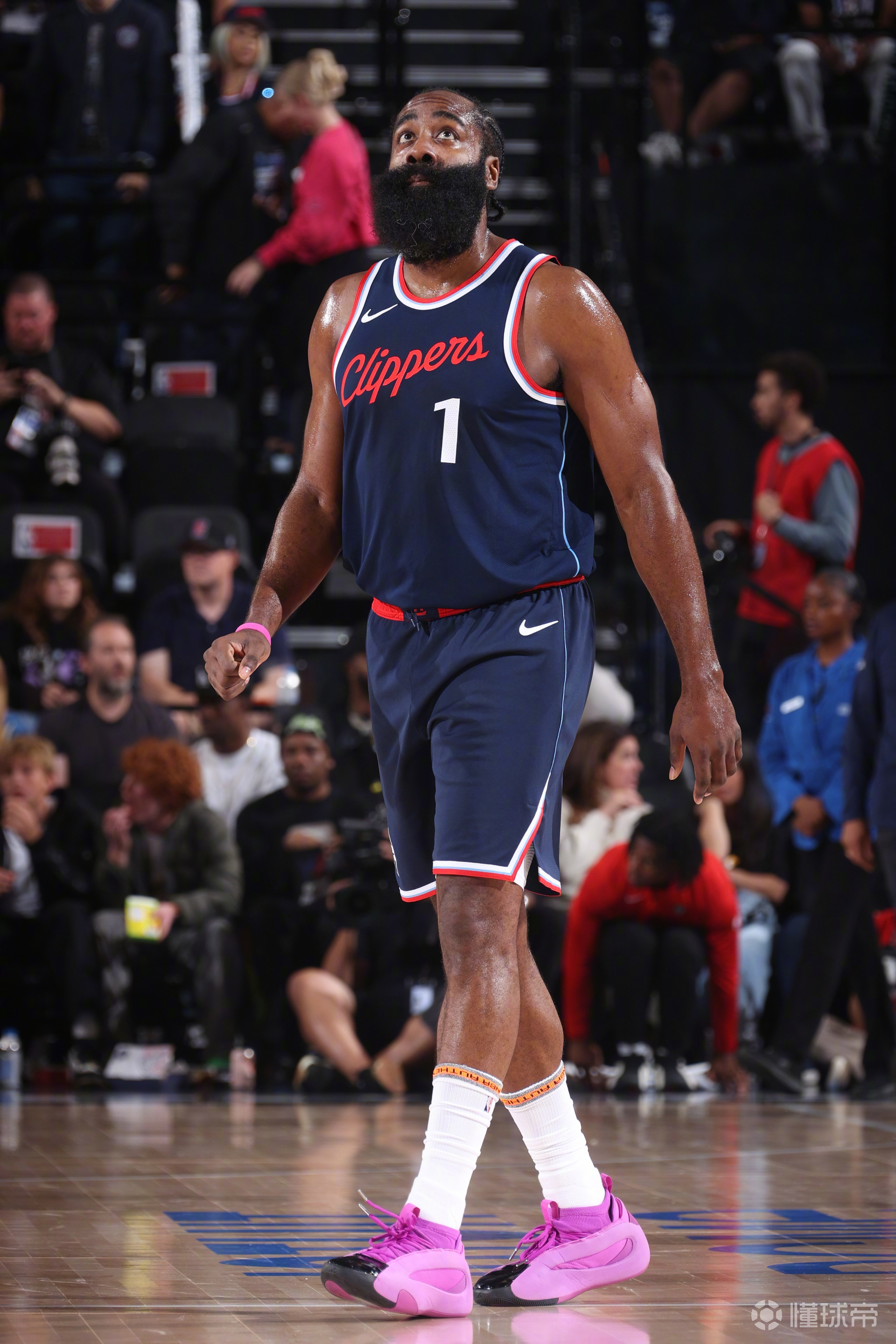 快船胜马刺，继续领跑西部