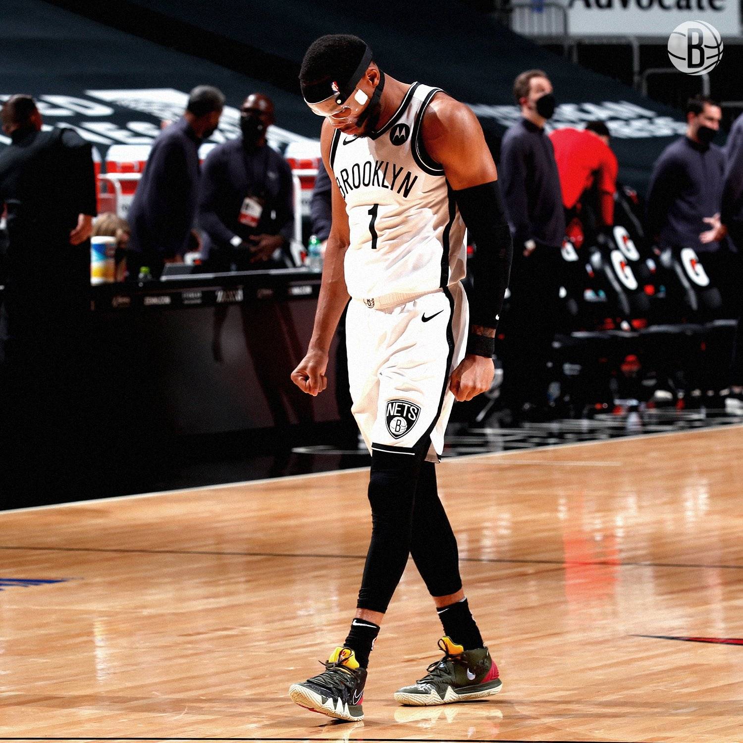 猛龙大胜篮网，拉文22+16高效的简单介绍