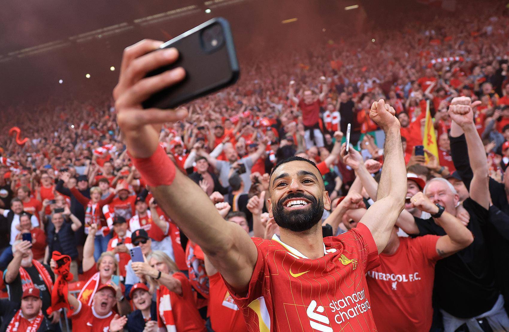 利物浦1-0斯旺西赢得英超联赛冠军