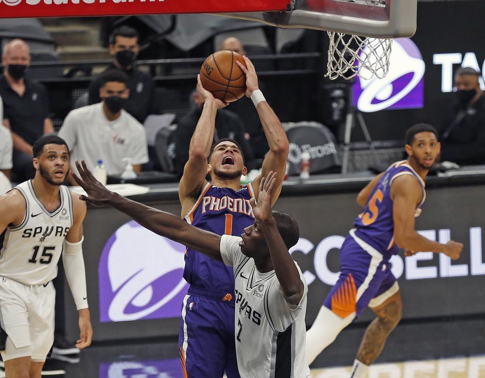 尼克斯大胜马刺，罗斯砍下27分