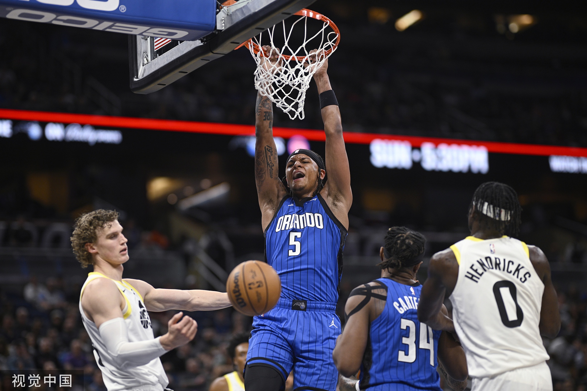 篮网客场挑落爵士，成功逆转